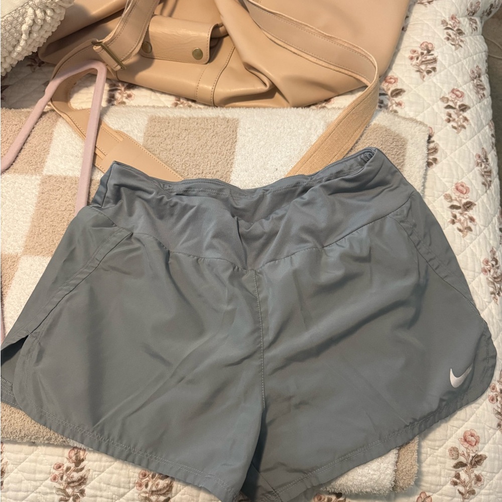 Nike Women's Light Gray Athletic Shorts